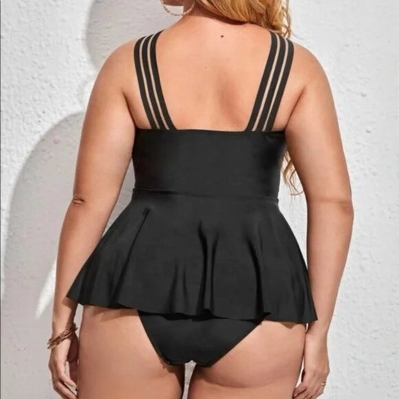 Chic Two Piece Black Swimsuit - Picture 2 of 4